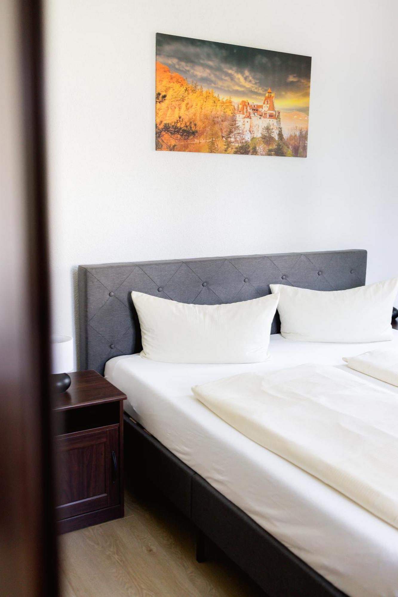 Hotel Fliegerhorst Dresda Esterno foto