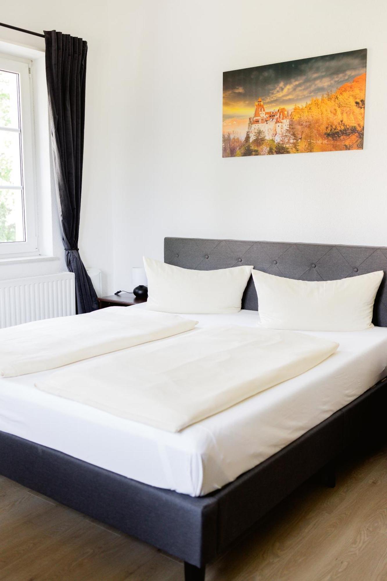 Hotel Fliegerhorst Dresda Esterno foto