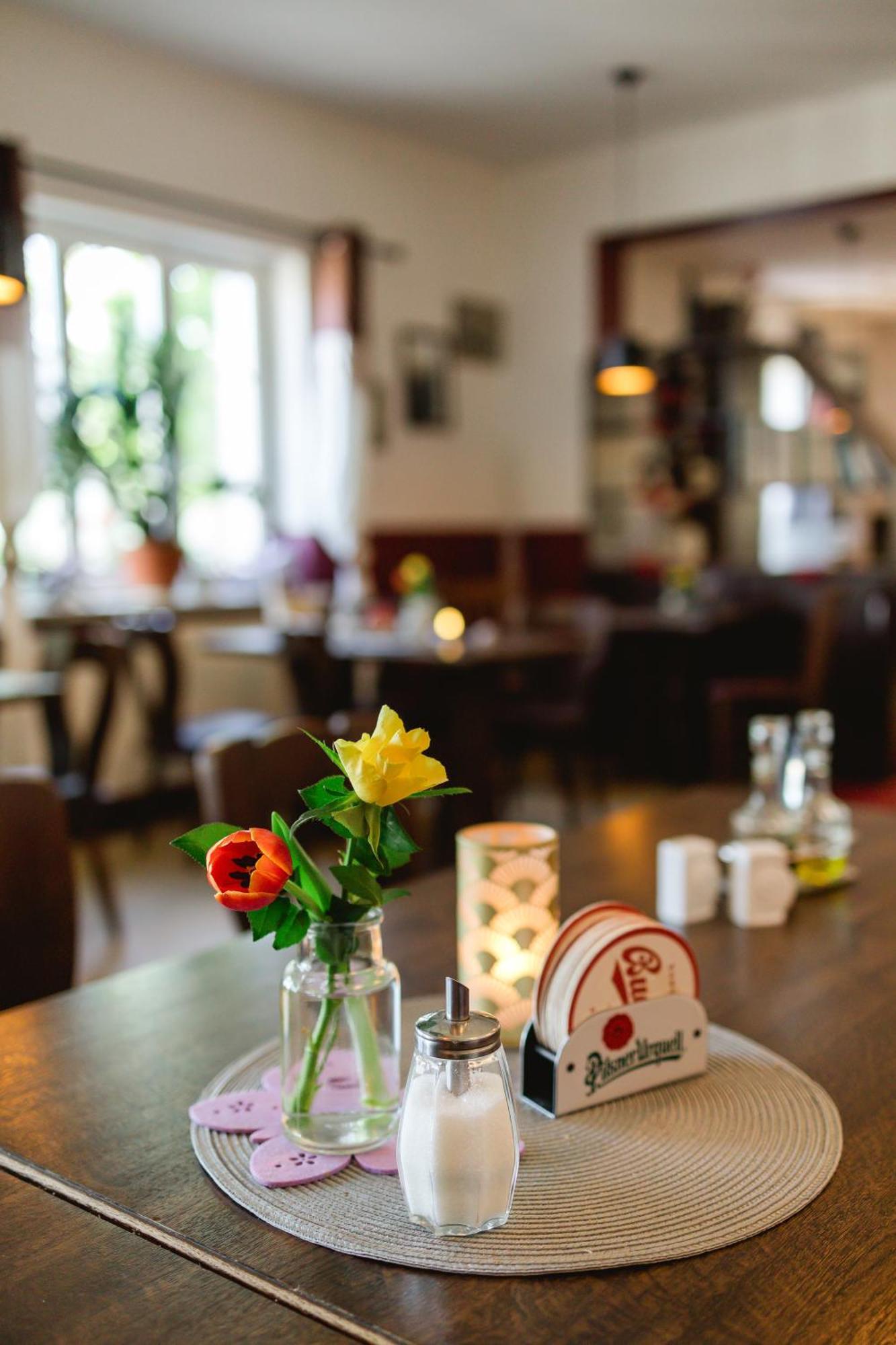 Hotel Fliegerhorst Dresda Esterno foto
